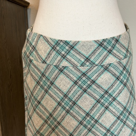 Talbots | Green & Gray Wool Blend Checked A-Line Skirt | 14 - Picture 3 of 8